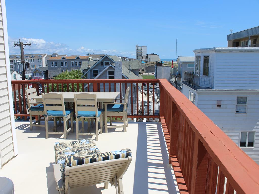 17 42nd Street, Sea Isle City (Beach Block)