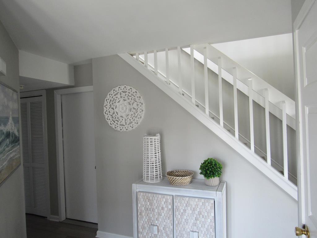 6315 Pleasure Avenue South - Picture 