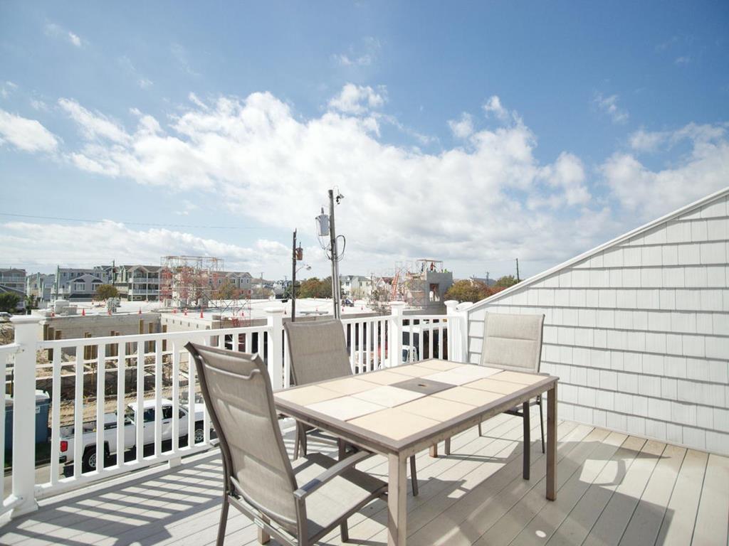 215 45th Street, Sea Isle (Center)