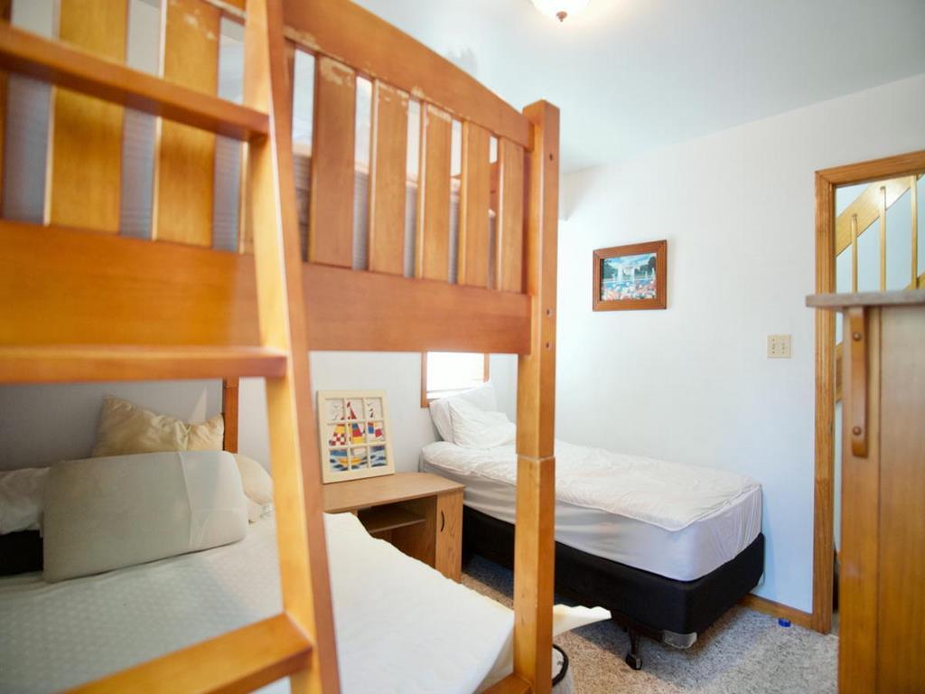 215 45th Street, Sea Isle (Center)