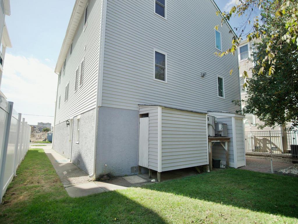 215 45th Street, Sea Isle (Center)