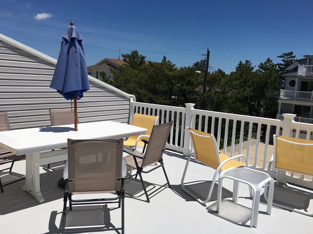 7300 Pleasure Avenue, Sea Isle City (Beach Block)