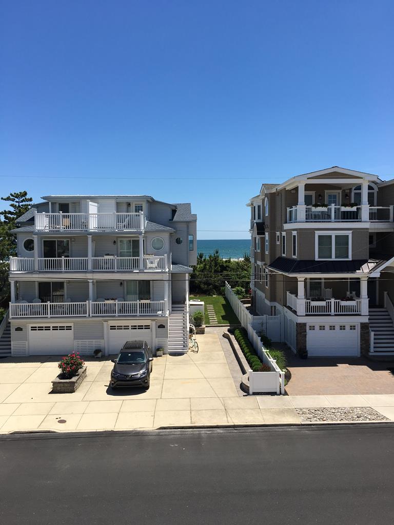 7300 Pleasure Avenue, Sea Isle City (Beach Block)
