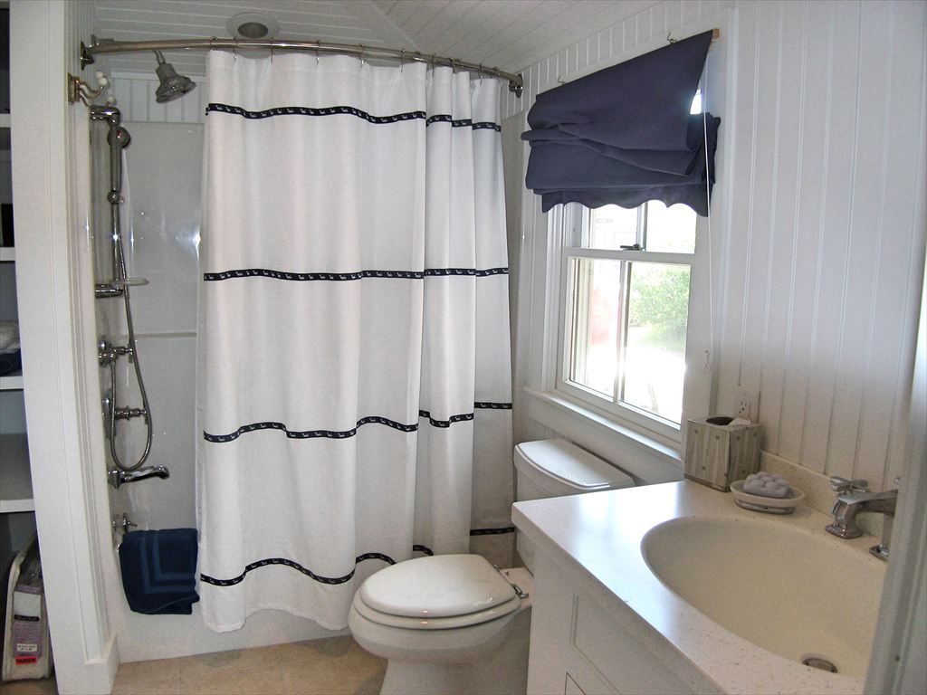 First floor bathroom with bath tub/shower
