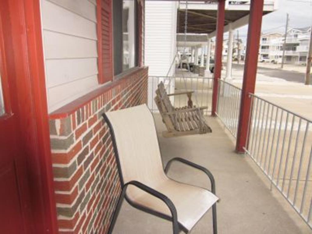 25 76th Street, Sea Isle City (Beach Block)
