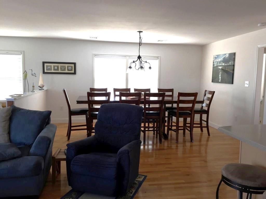 102 W 23rd Street, Ship Bottom (Bay Side)