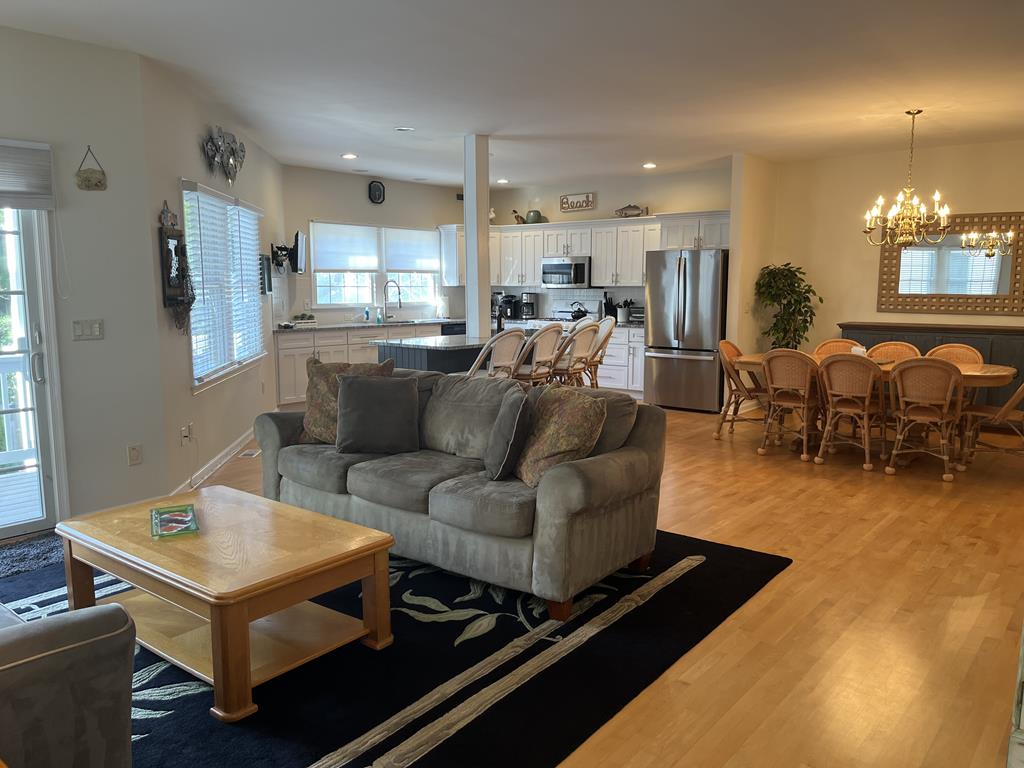 1108 N Beach Avenue, Beach Haven (Ocean Side)