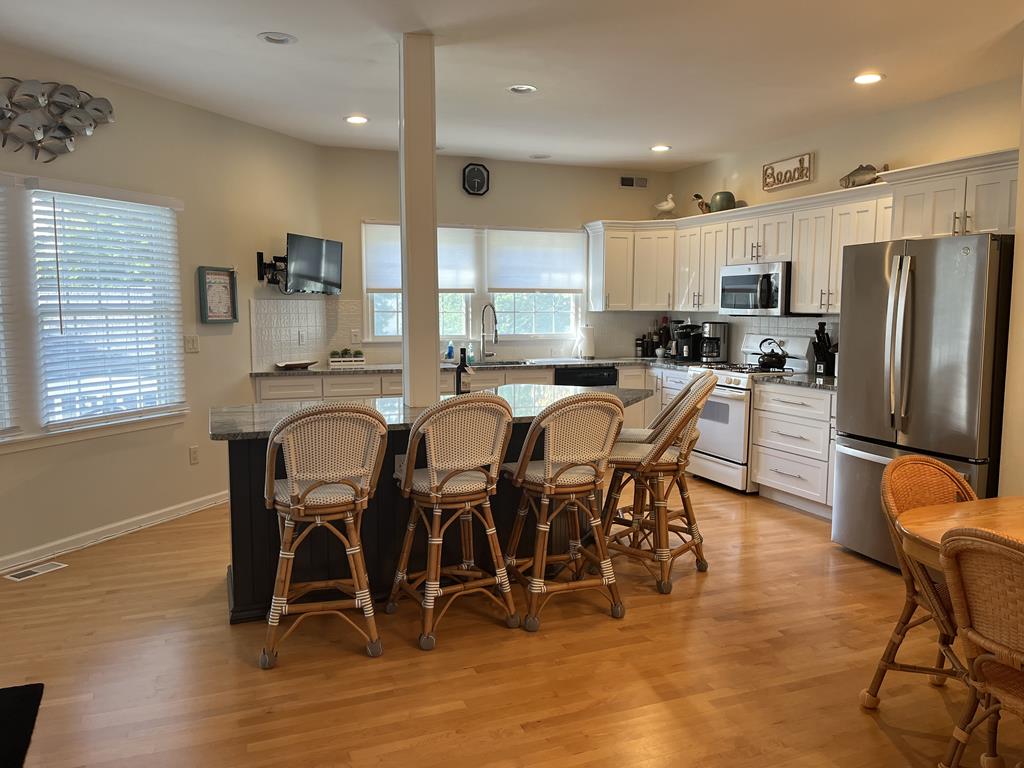 1108 N Beach Avenue, Beach Haven (Ocean Side)