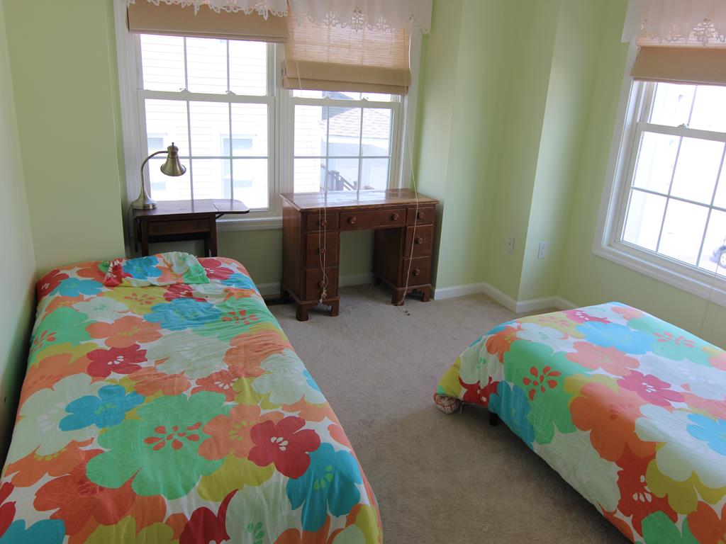 354 44th Place, Sea Isle City (Bay Front)