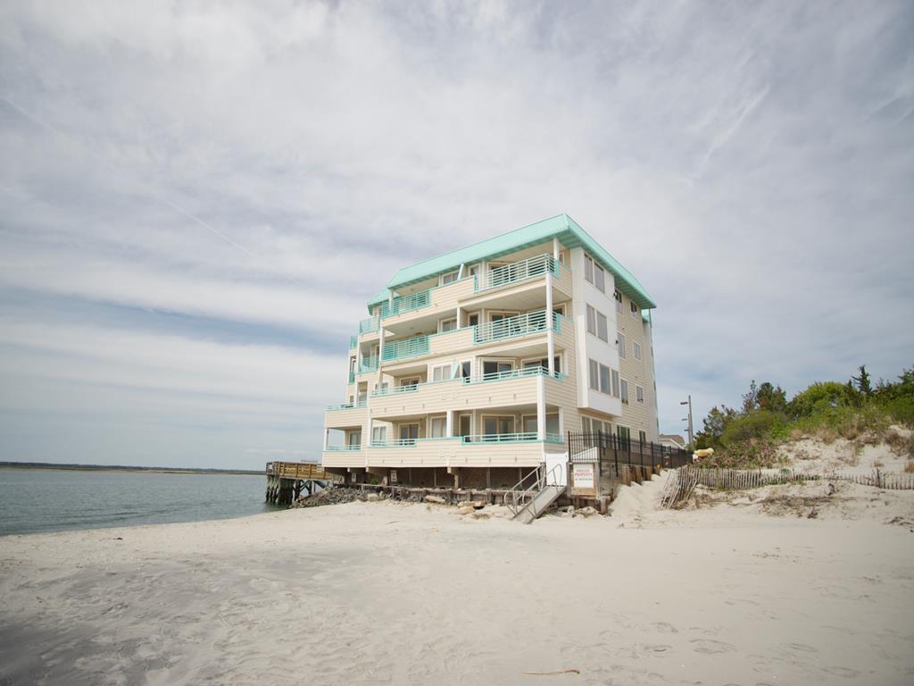 9400 Roberts Avenue, Sea Isle City (Bay Front)