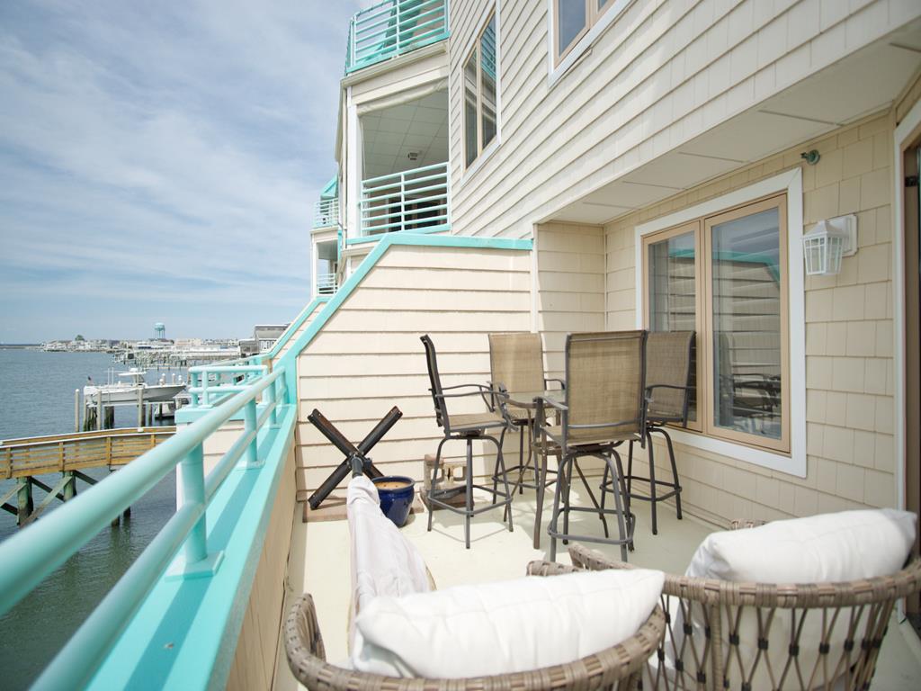 9400 Roberts Avenue, Sea Isle City (Bay Front)
