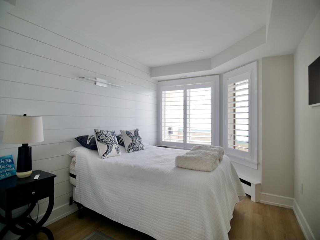 9400 Roberts Avenue, Sea Isle City (Bay Front)
