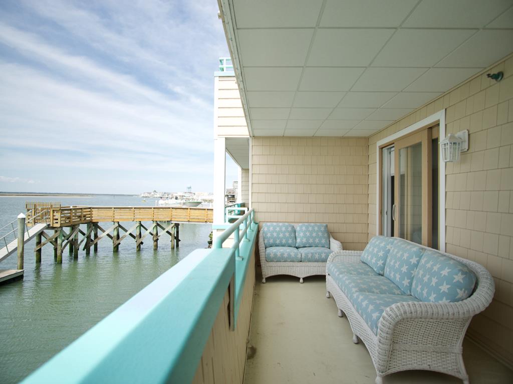 9400 Roberts Avenue, Sea Isle City (Bay Front)