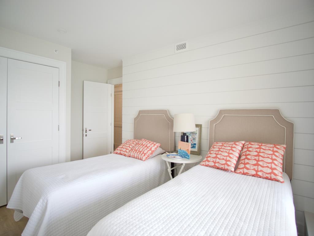 9400 Roberts Avenue, Sea Isle City (Bay Front)