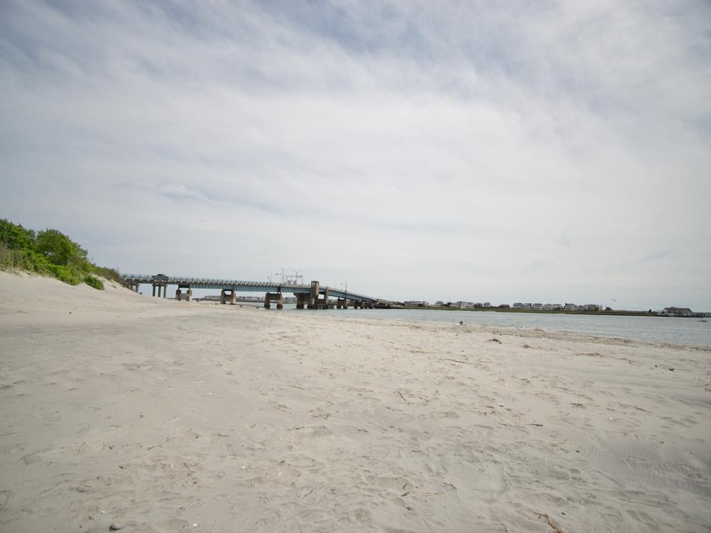 9400 Roberts Avenue, Sea Isle City (Bay Front)