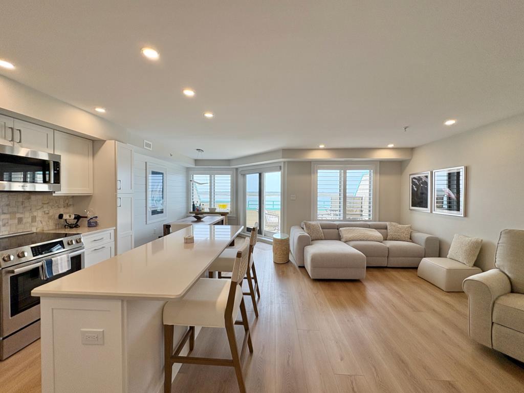 9400 Roberts Avenue, Sea Isle City (Bay Front)