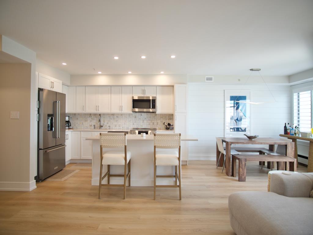 9400 Roberts Avenue, Sea Isle City (Bay Front)