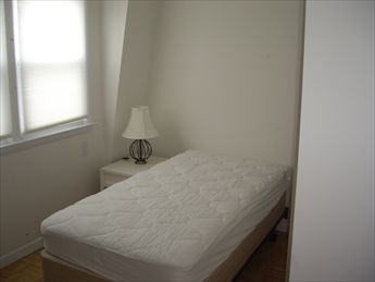 200 E. South 32nd Street, Beach Haven Gardens (Ocean Block)