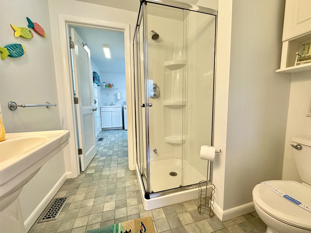 324 First Ave | Photo 13