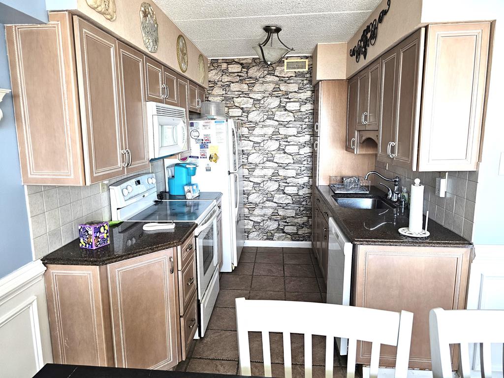 4100 Promenade - Picture 