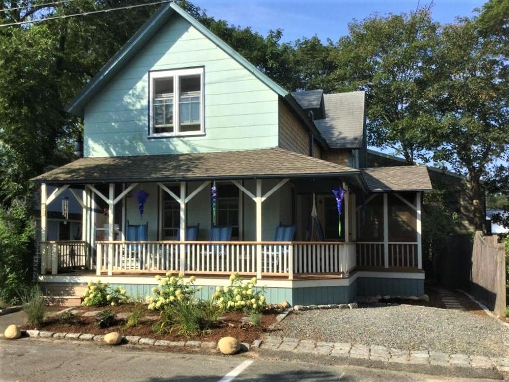 For Lease 78 Pennacook Avenue, Oak Bluffs, MA 02557, Residential 3