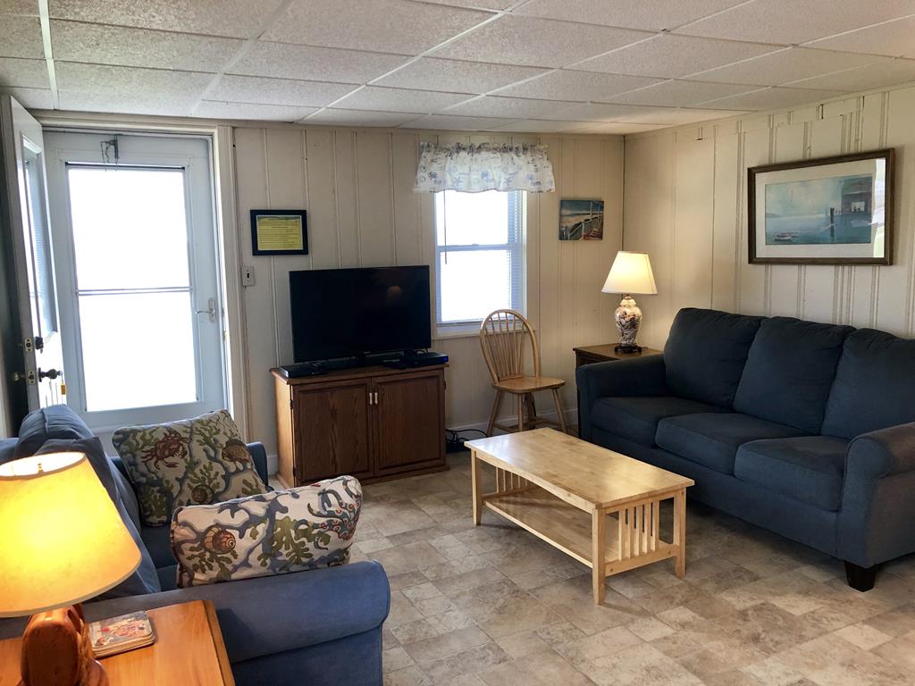 14 Willard 1st Floor Right, Strathmere Vacation Rental Riordan