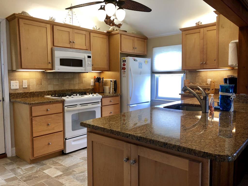14 Willard 2nd Floor, Strathmere Vacation Rental Riordan Real Estate