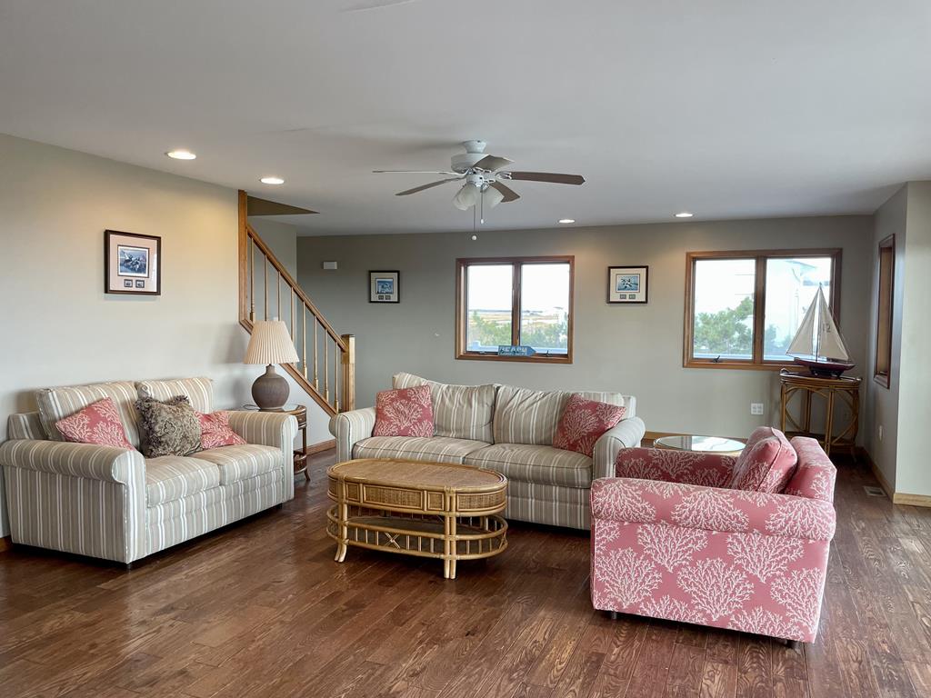 2000 Commonwealth, Strathmere Vacation Rental Riordan Real Estate