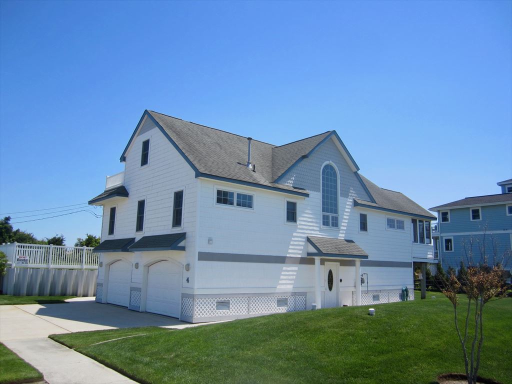 4 Putnam Avenue., Strathmere
