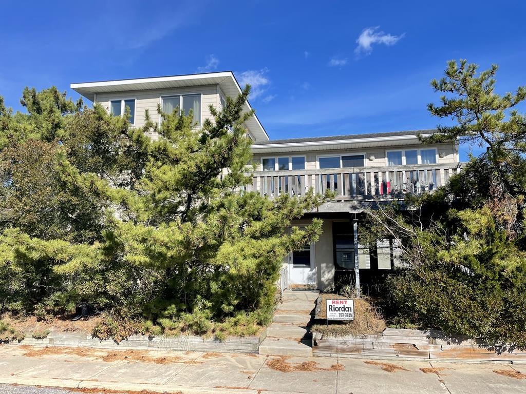 300 North Commonwealth, Strathmere