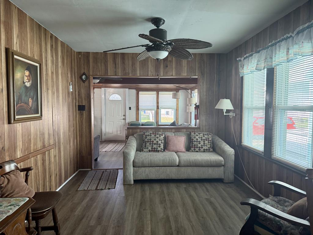 17 Webster Avenue Cottage, Strathmere (Oceanside)