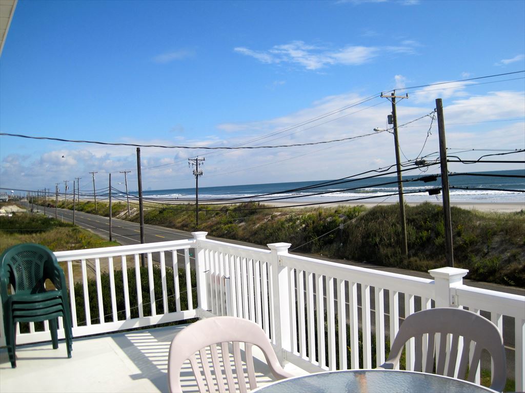804 Landis, 2nd Floor, Sea Isle City Vacation Rental Riordan Real