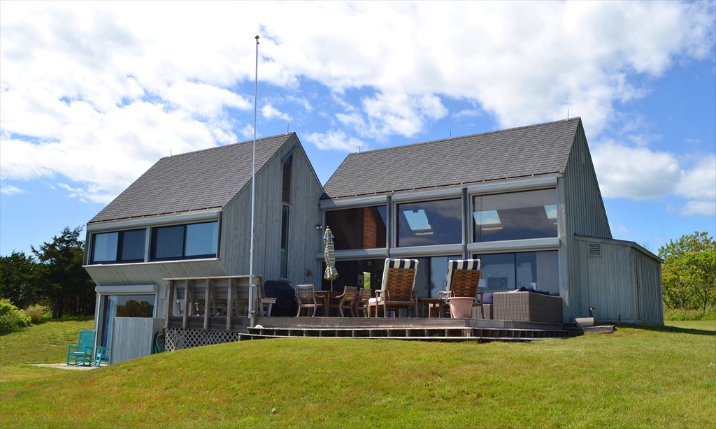 19 Youngs Way, Chilmark, MA 02535, Waterfront