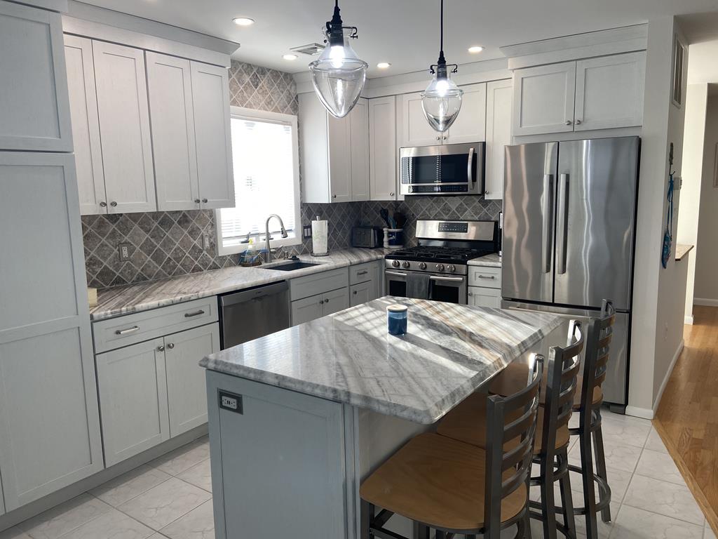 1063 A Long Beach Blvd, North Beach (Ocean Block)