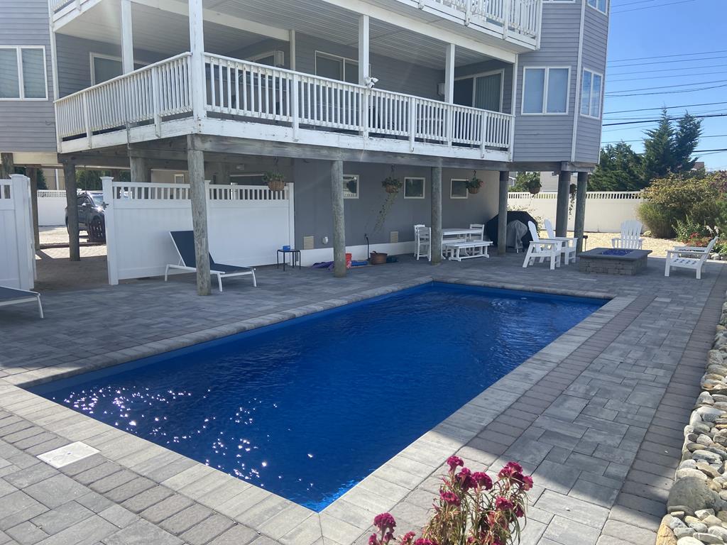 1063 A Long Beach Blvd, North Beach (Ocean Block)