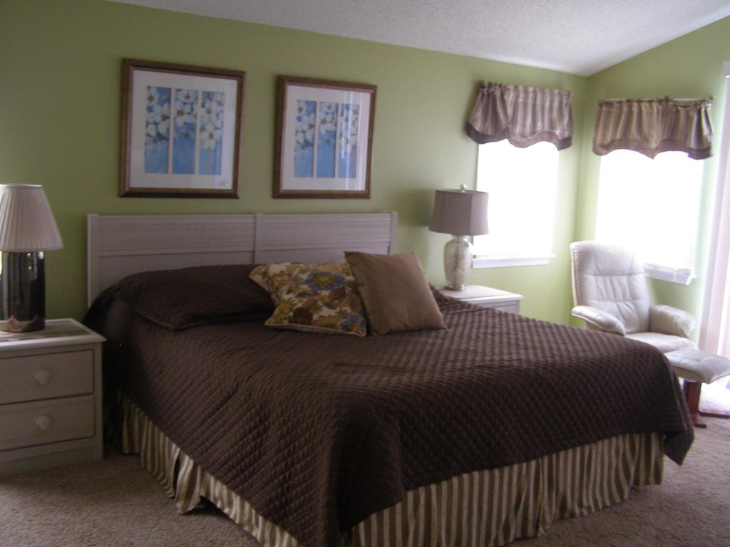 24 63rd Street - Picture 