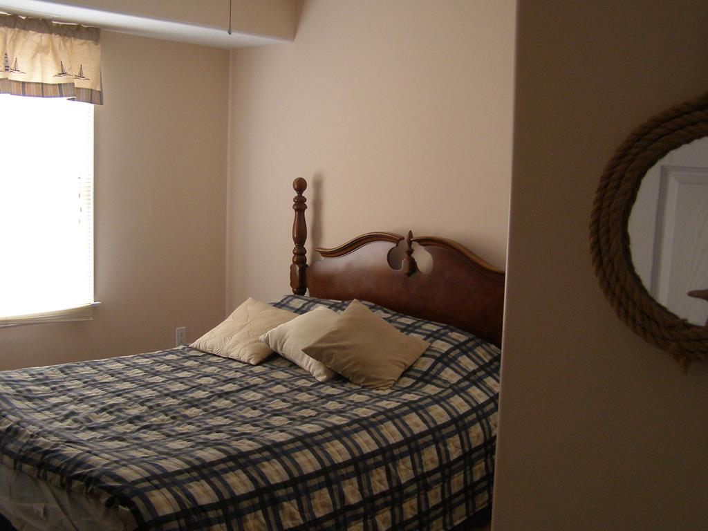 24 63rd Street - Picture 