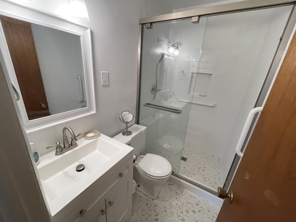 Jefferson Street Gem | Photo 20