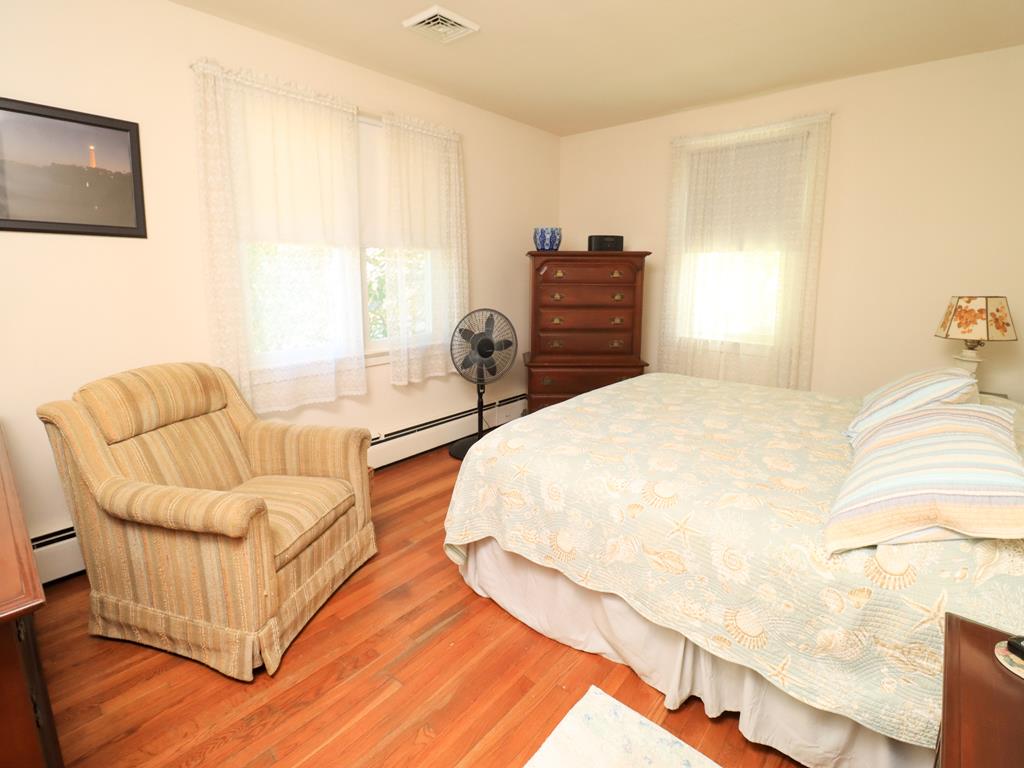 1022 Maryland Avenue | Photo 19