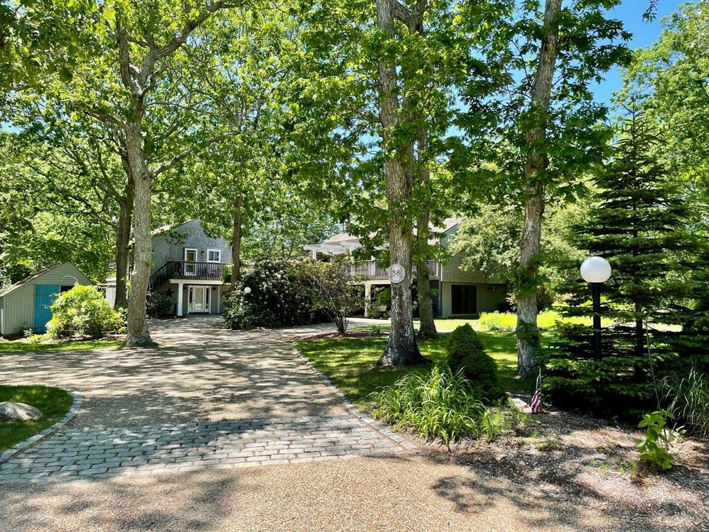 For Lease 38 Farm Pond Road, Oak Bluffs, MA 02557, Residential 5