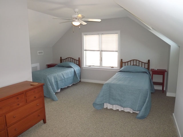 3rd Floor Loft East Side Twins