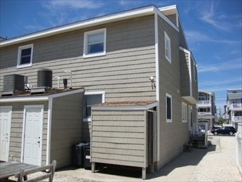 22 76th Street East - Picture 