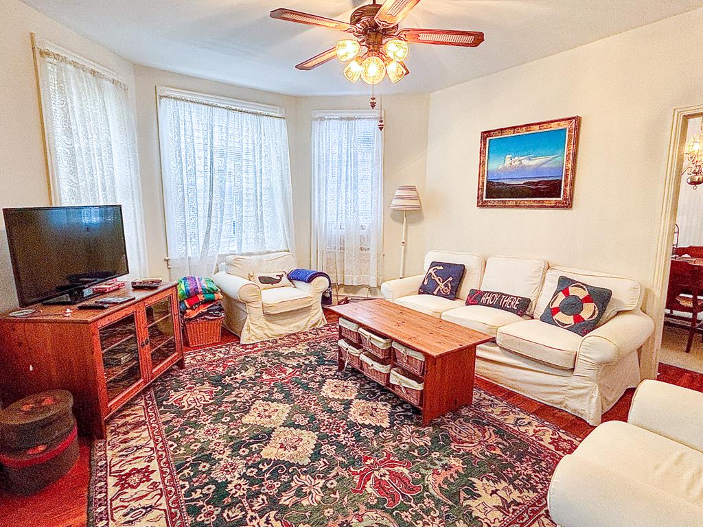 CLOSE TO BEACH AND TOWN - Windsor Ave | Photo 8