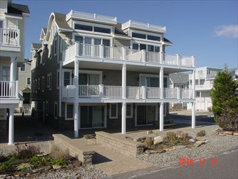 3200 Boardwalk, Sea Isle City