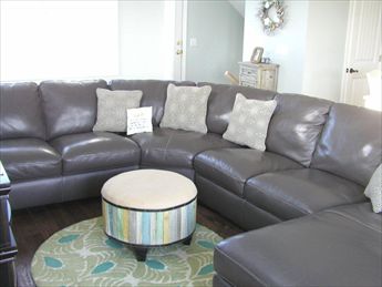 22 E New York Avenue (84th St), Brighton Beach (Ocean Side)