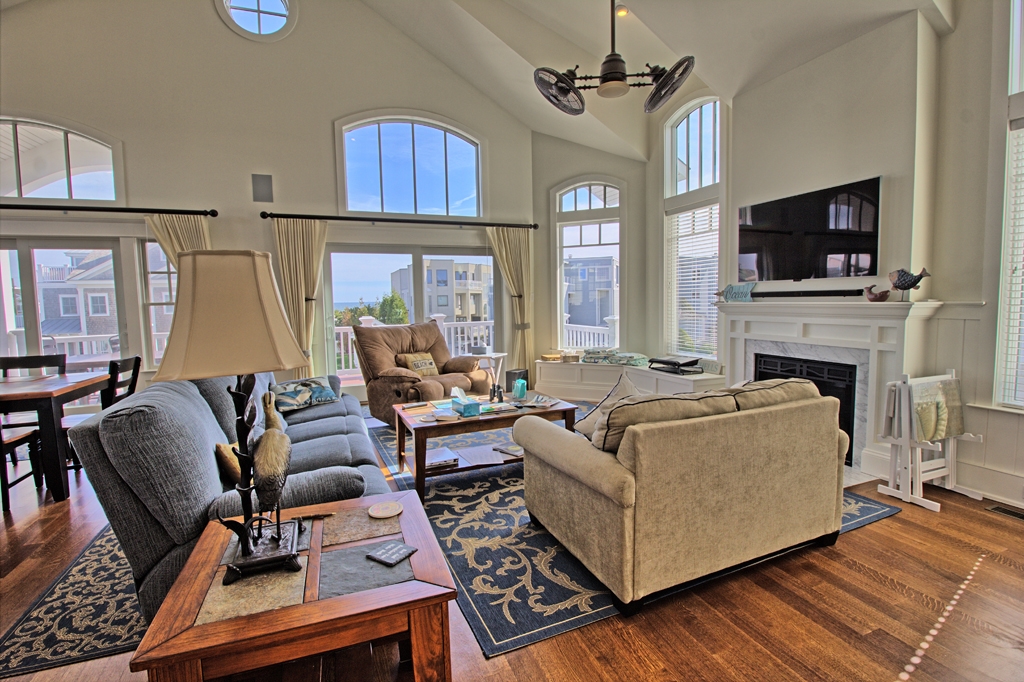 16 East 9th Street - Picture 11