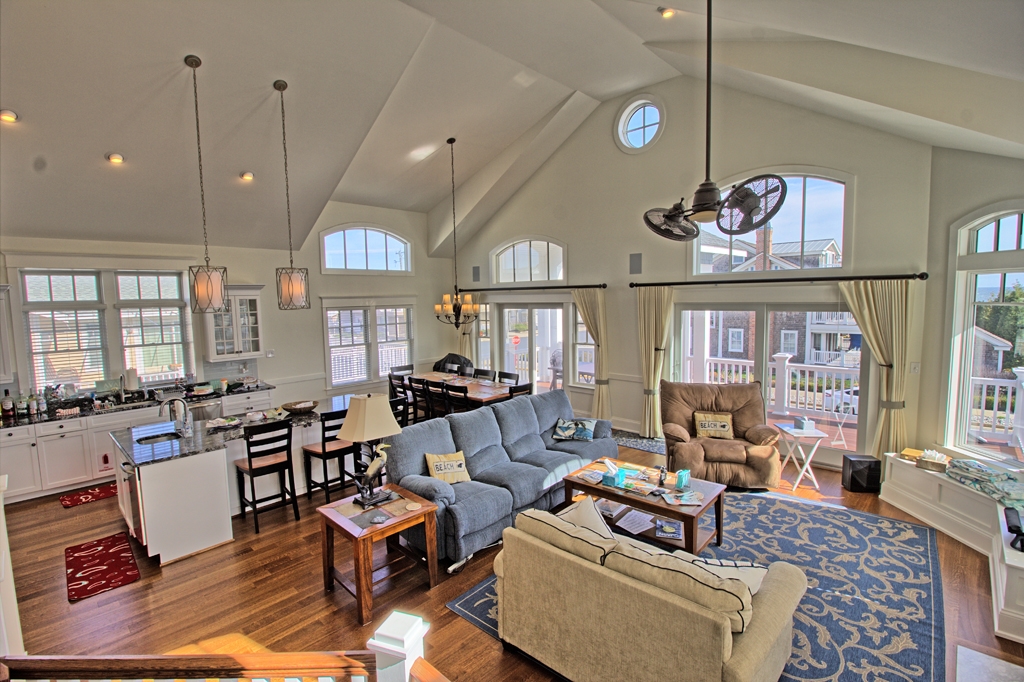 16 East 9th Street - Picture 12