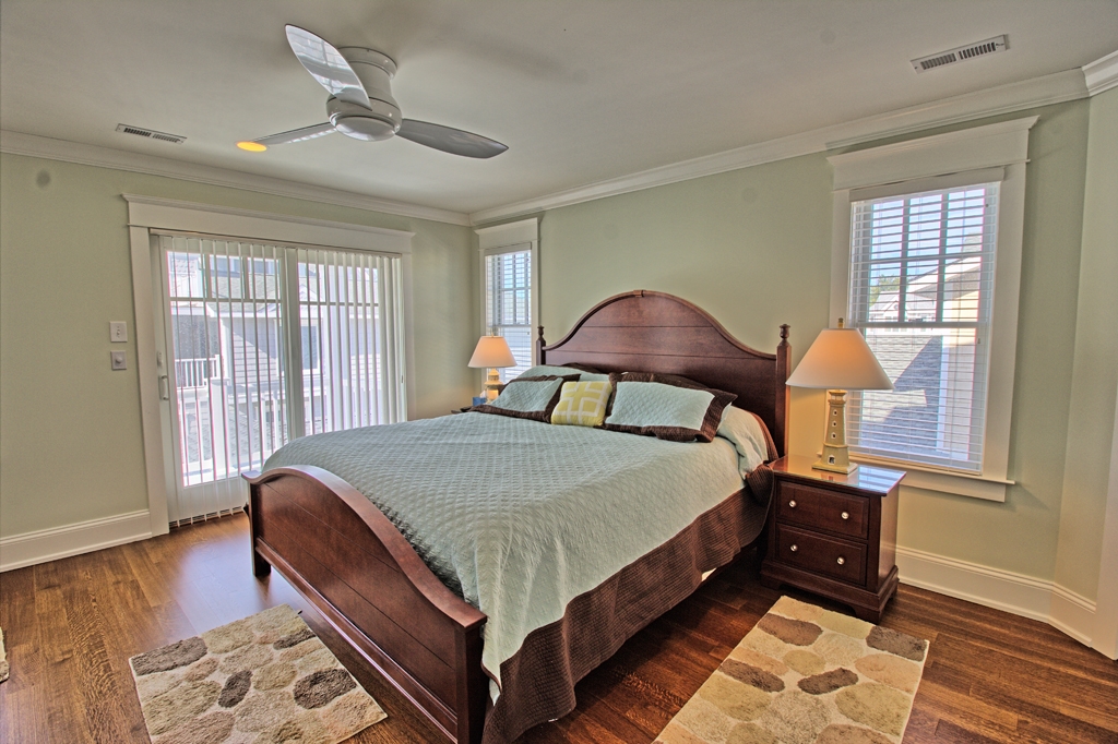 16 East 9th Street - Picture 14