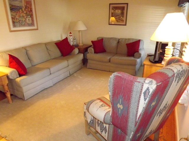 CONDO WITH POOL - A7 | Photo 8