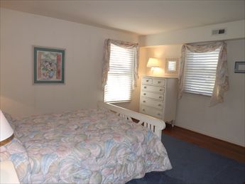 CONDO WITH POOL - A7 | Photo 9